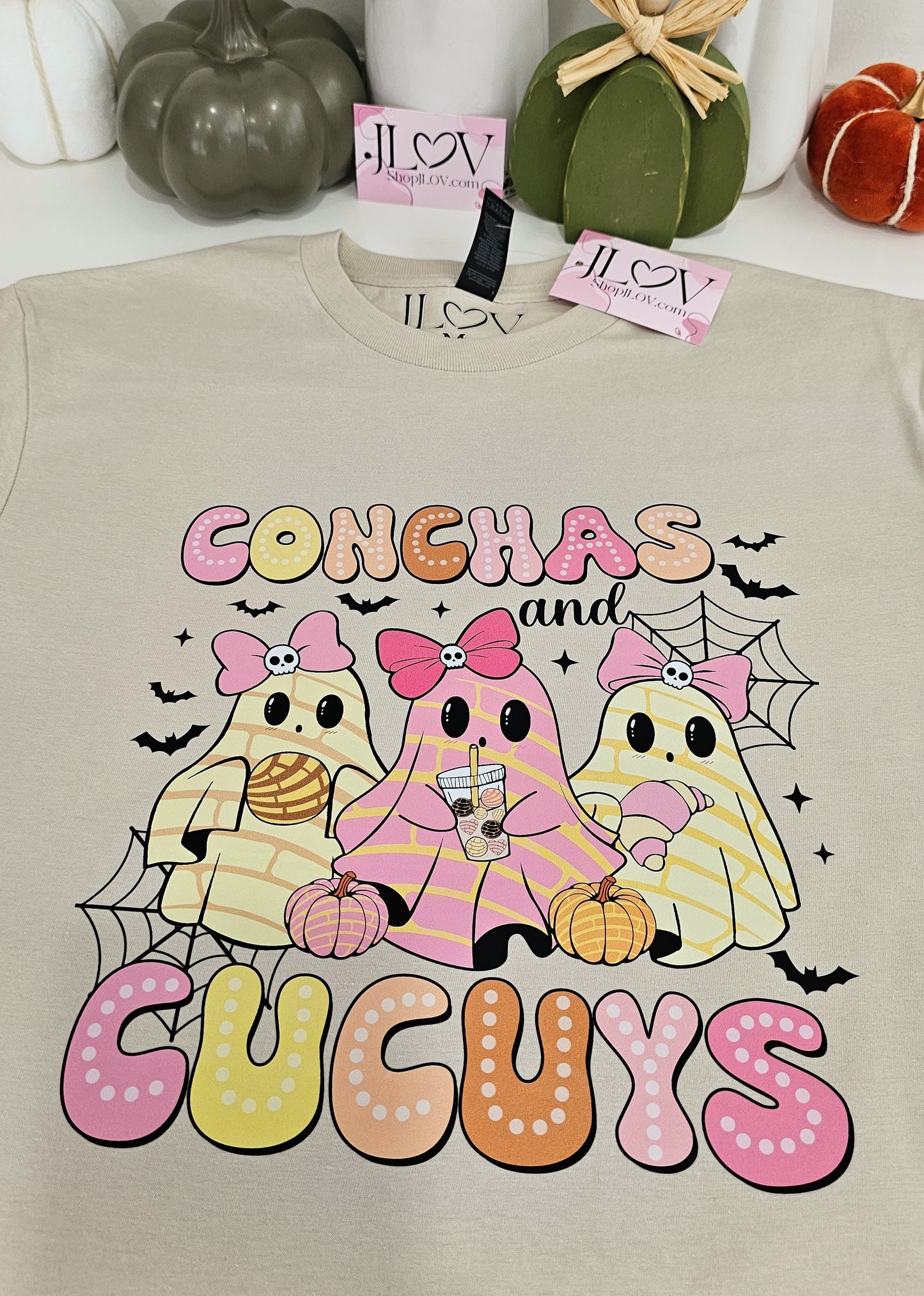 Conchas & Cucuys T-Shirt