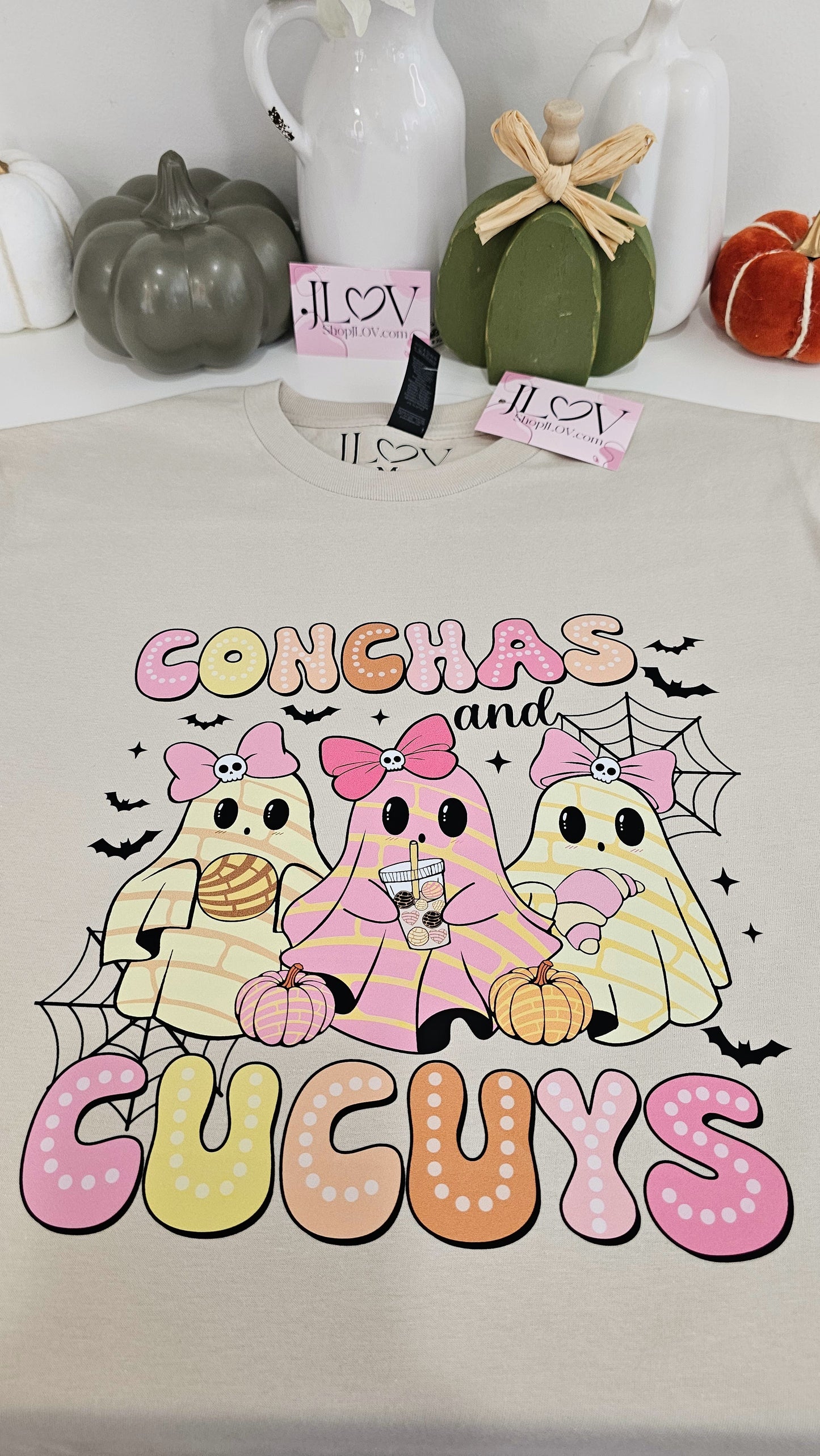 Conchas & Cucuys T-Shirt