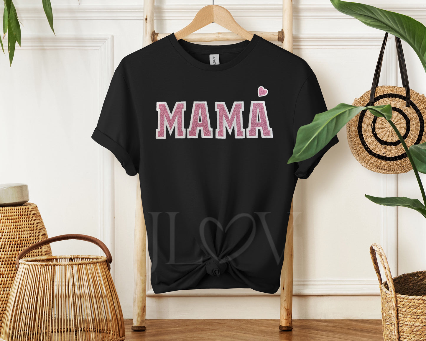 Blusa Con Bordado MAMÁ Y Glitter / MAMÁ T-Shirt